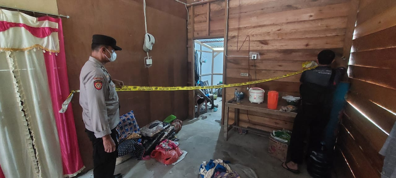 Warga Tapung Hilir Temukan Pria Tewas Sedang Duduk