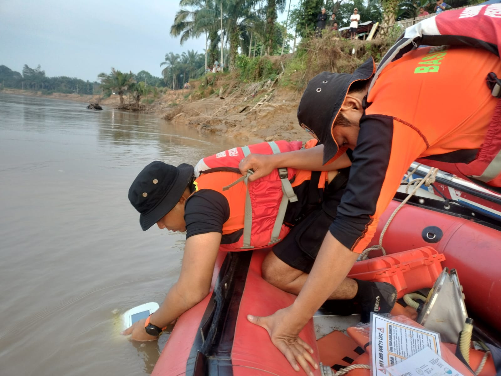 Sampan Terbalik, Seorang Pemancing di Inhu Tenggelam