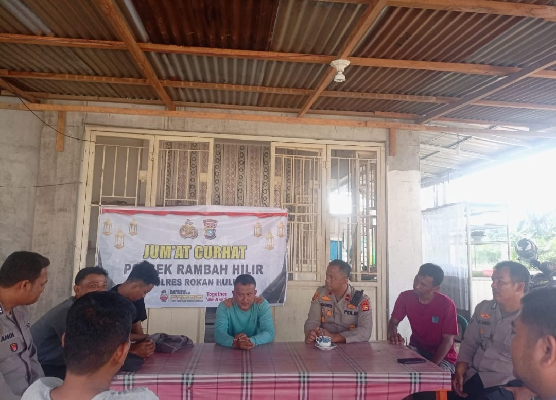 Cooling System di Dusun Simpang Semangka, Polsek Rambah Hilir Dengarkan Curhatan Warga