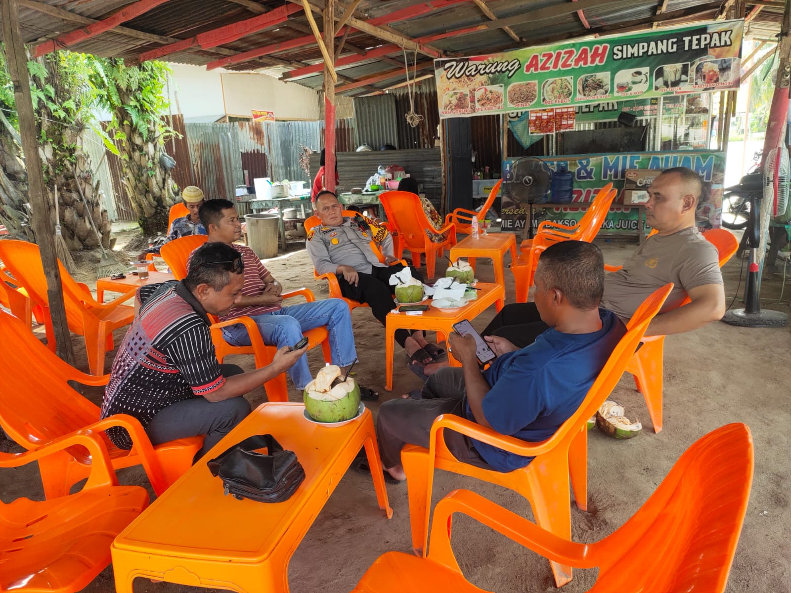 Cooling System Pilbup Rohil, Polsek Pujud Ajak Warga Dukung Pilkada Damai