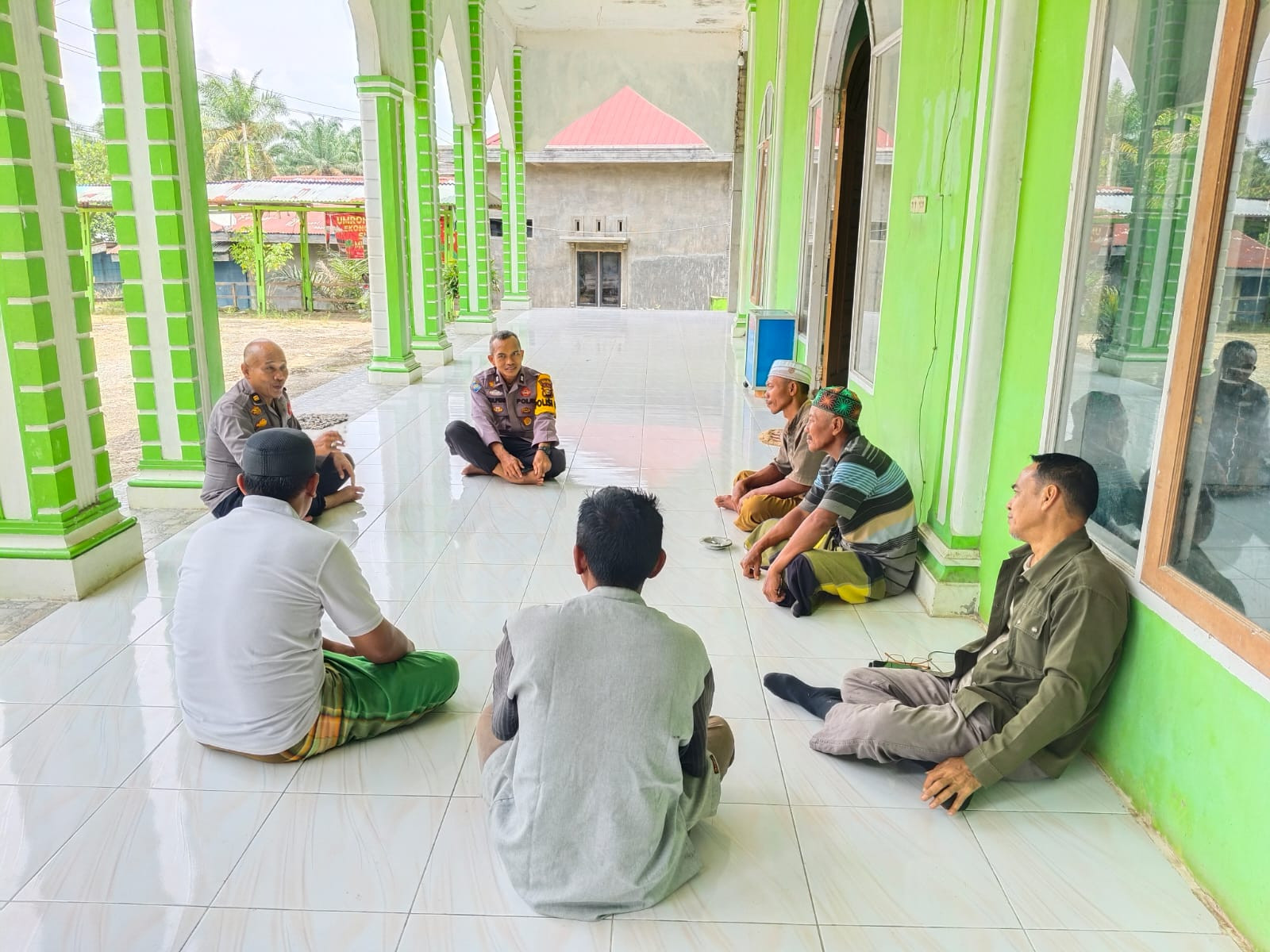Sat Binmas Polres Rohul Sosialisasi Cooling System dan Ajak Masyarakat Sei Kuning Jaga Kamtibmas