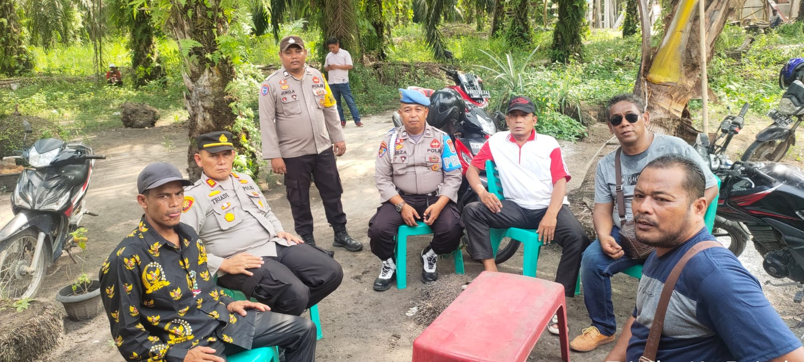 Wujudkan Pilkada Damai, Kapolsek Pujud Pimpin Cooling System di Tanjung Medan