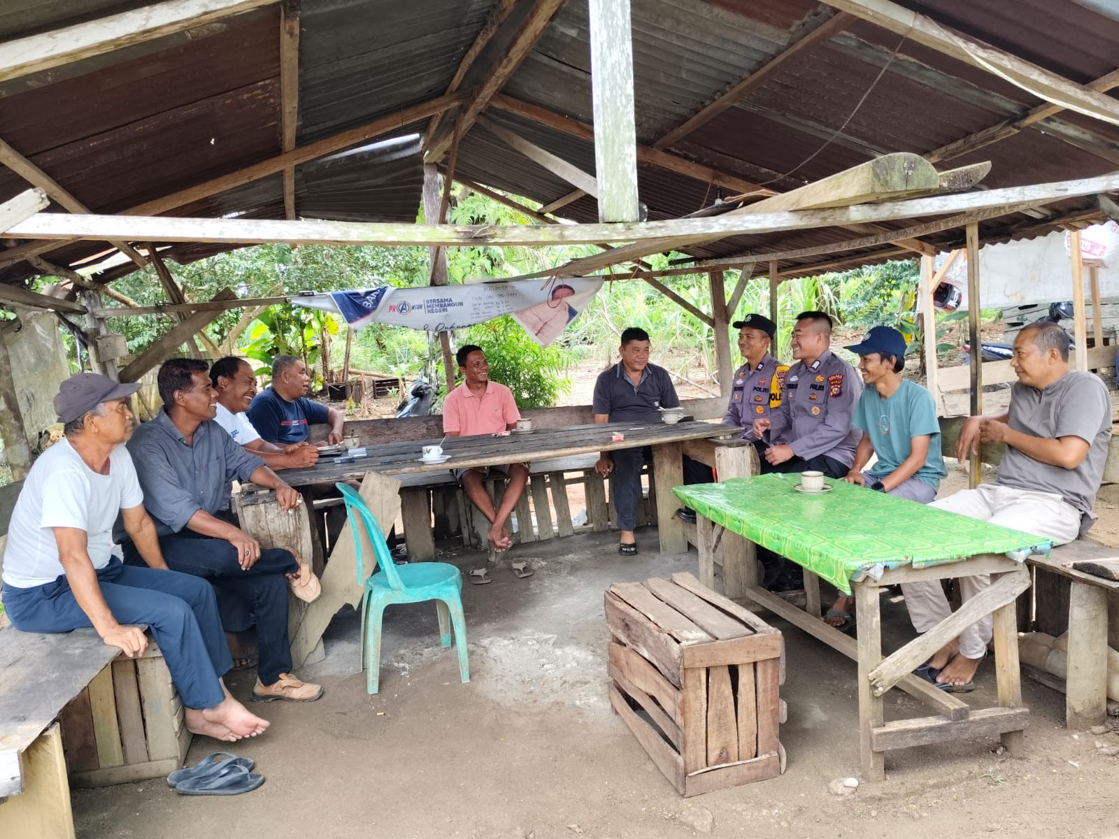 Sat Binmas Polres Rohul Bersama Tokoh Masyarakat Desa Sukamaju Berkolaborasi Gelar Cooling System