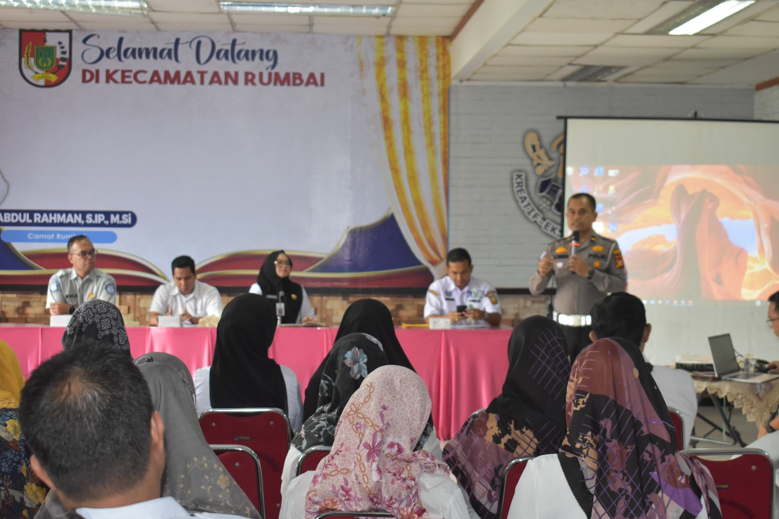 Kasat Lantas Polresta Pekanbaru Laksanakan Cooling System Wujudkan Pilkada Damai di Rumbai 