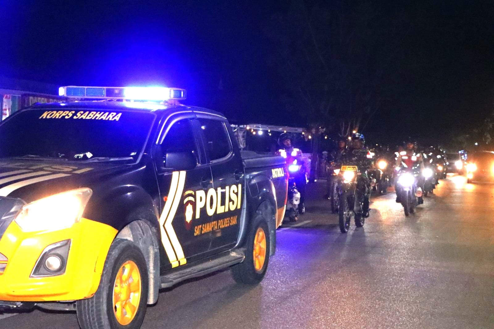 Pastikan Kamtibmas Tetap Kondusif, Polres Siak Gelar Patroli Blue Light Sinergitas Sekala Besar