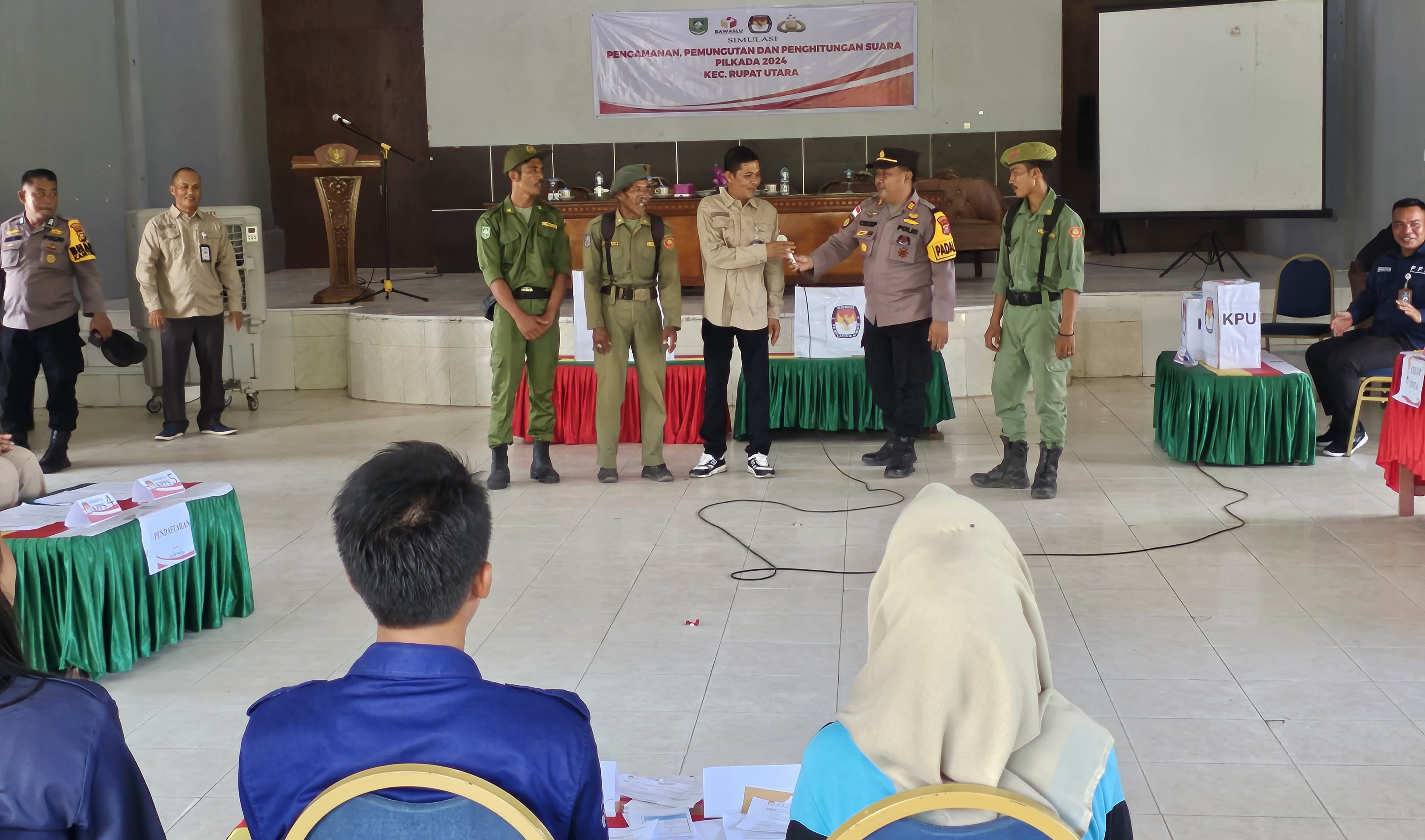 Polsek Rupat Utara Hadiri Sosialisasi Pendidikan Pemilih Pilkada 2024