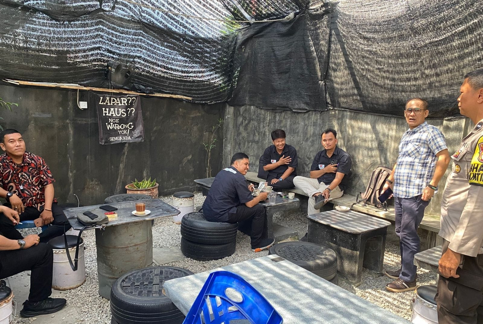 Kapolsek Payung Sekaki Sampaikan Pesan Kamtibmas Kepada Warga Labuh Baru