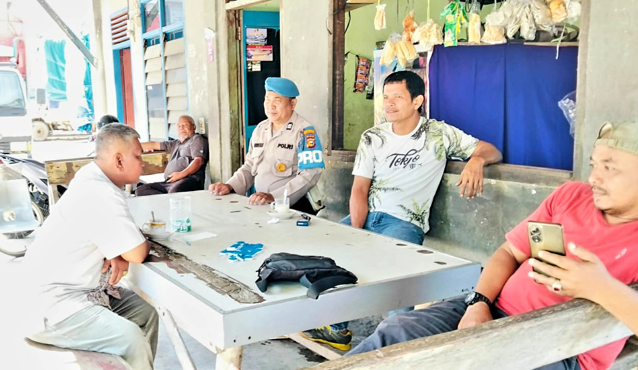 Sambang Tokoh Masyarakat, Polsek Pelabuhan Serukan Penolakan Politik Uang Jelang Pilkada