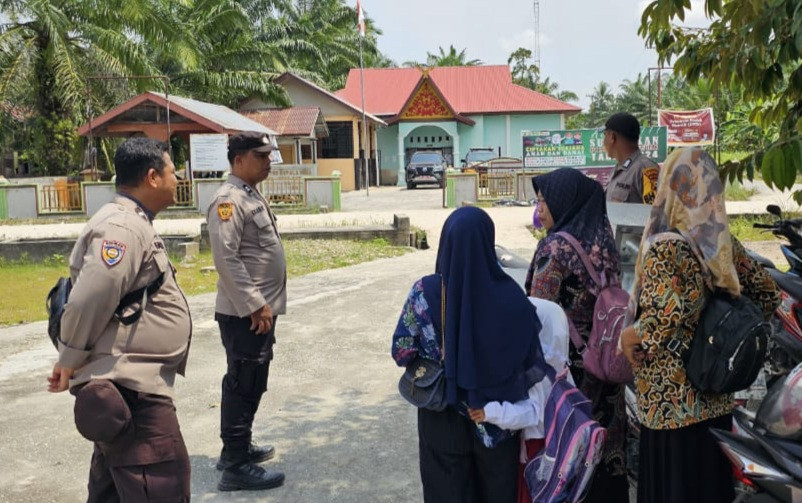 Polsek Siak Kecil Ajak Ibu-Ibu Ciptakan Suasana Pilkada Damai