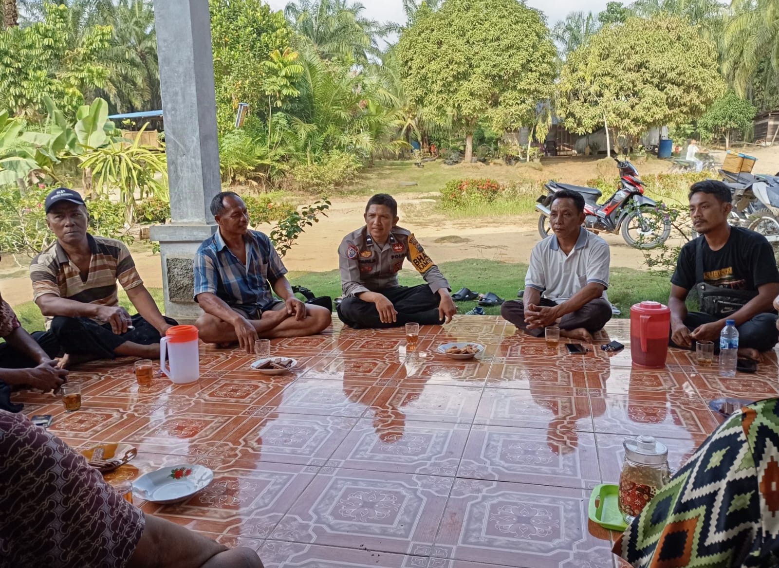 Wujudkan Pilkada Damai, Polsek Pujud Sampaikan Pesan Cooling System