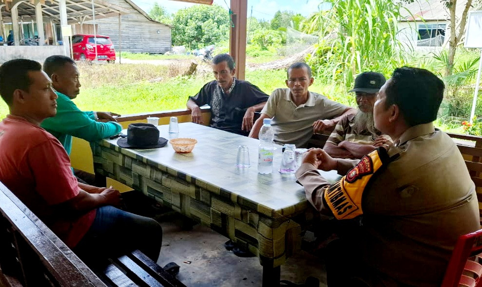Polsek Rupat Intensif Ajak Masyarakat Jaga Kamtibmas Menuju Pilkada Serentak 2024