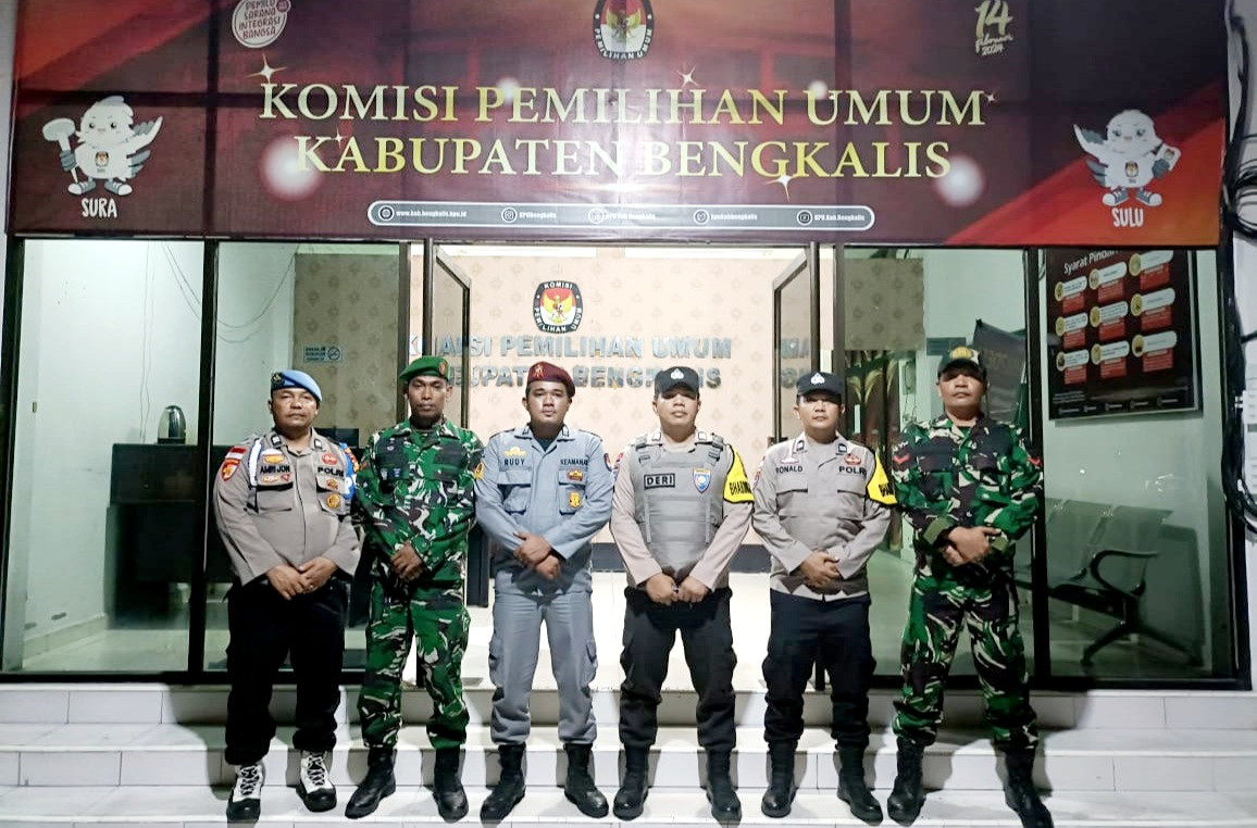 Sinergitas TNI-Polri Patroli Bersama Jaga Kamtibmas Menjelang Pilkada 2024 di Bengkalis