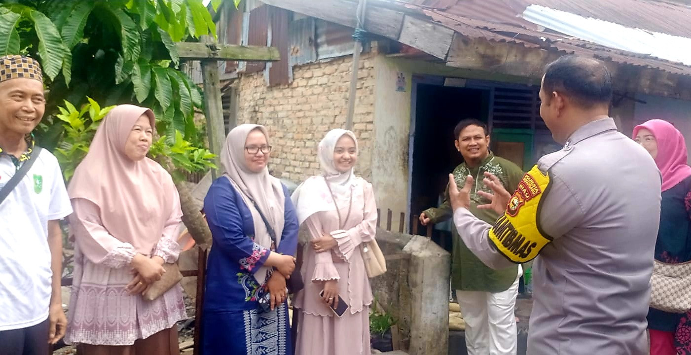 Sambang Warga Jalan Panda, Bhabin Sukajadi Imbau Jaga Kondusifitas Pemilu 
