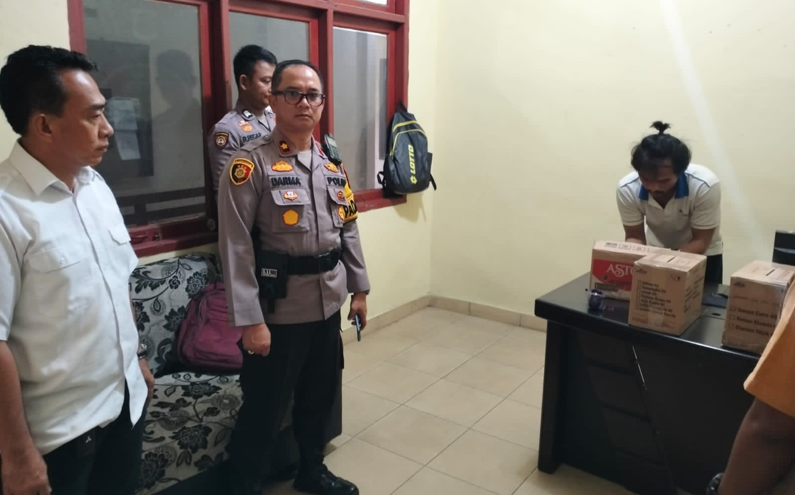 Tahanan Polsek Pinggir Ikut Berpartisipasi di Pilkada 2024 Salurkan Hak Pilih