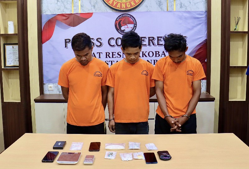 Polresta Pekanbaru Tangkap 3 Pengedar Narkoba, Sabu-sabu dan Ekstasi Disita