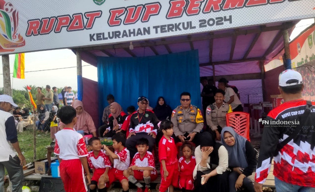 Hadiri Gelaran Turnamen Sepak Bola, Polsek Rupat Kampanyekan Pilkada Damai