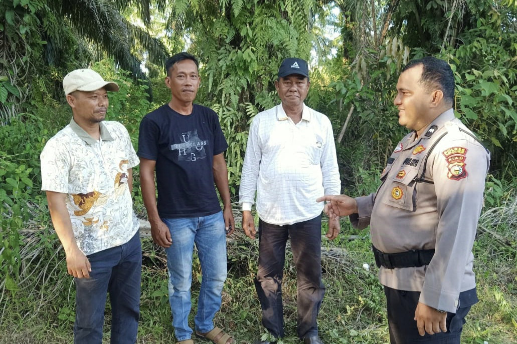 Jaga Suasana Damai, Personil Polsek Pujud Sampaikan Pesan Cooling System