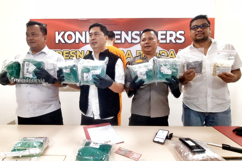 Ditresnarkoba Polda Riau Gagalkan Peredaran 14 Kg Sabu dan 6.800 Ekstasi Dari Jaringan Malaysia
