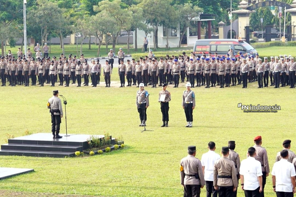 Beri Arahan Personil, Kapolda Riau Pimpin Apel PTDH dan Penghargaan Kasubdit Ditresnarkoba