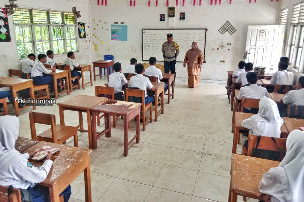 Sosialisasi Bahaya Narkoba di SMP Negeri 02, Personil Polsek Batu Hampar Ajak Pelajar Jauhi Narkoba