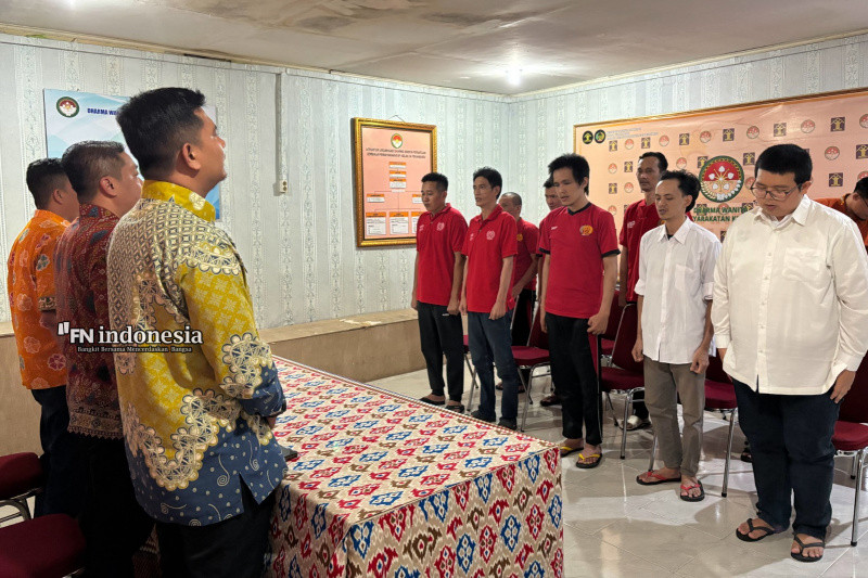 13 Warga Binaan Lapas Kelas IIA Pekanbaru Terima Remisi Khusus Hari Raya Waisak 2569 BE
