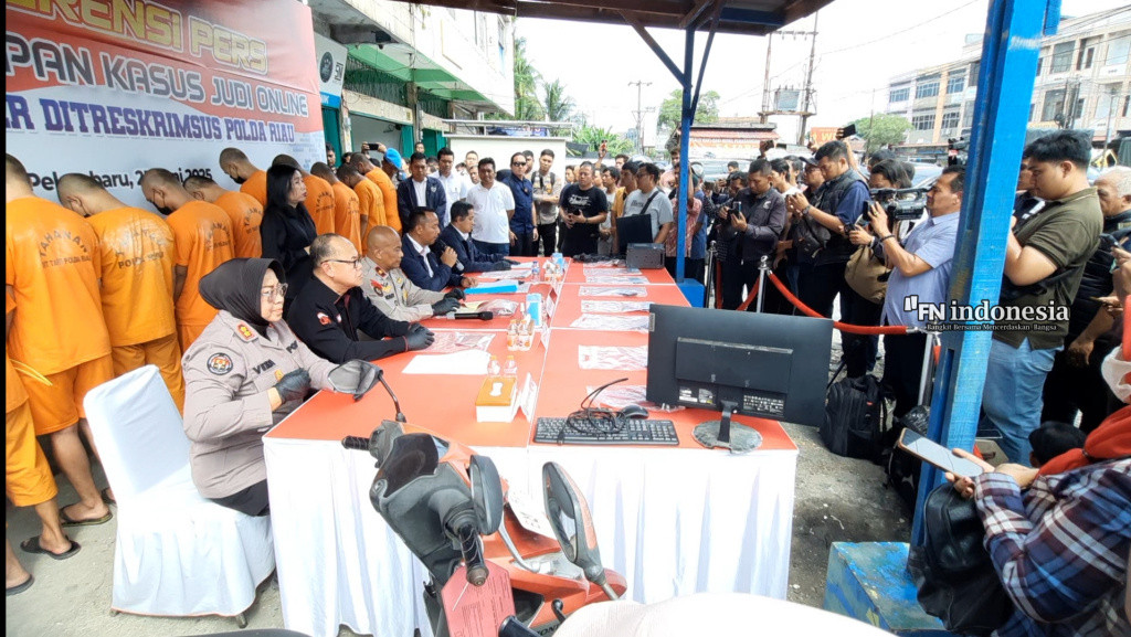Ditreskrimsus Polda Riau Bongkar Sindikat Judi Online Bermodus Game Higgs Domino, Omzet Capai Rp 3,6 Miliar