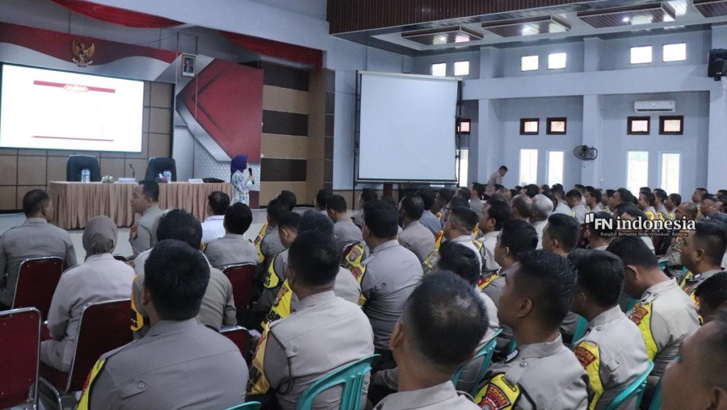 Polres Rokan Hilir Gelar Pelatihan Public Speaking untuk Tingkatkan Kemampuan Komunikasi Personil