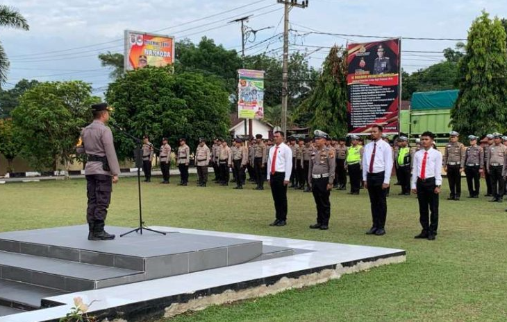 Penghargaan Bagi Personil Polres Kampar Yang Berprestasi