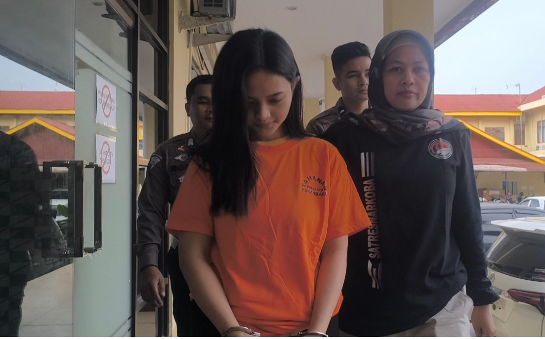Pengaruh Narkoba dan Alkohol, Wanita Cantik Ini Seret Korban hingga 50 Meter