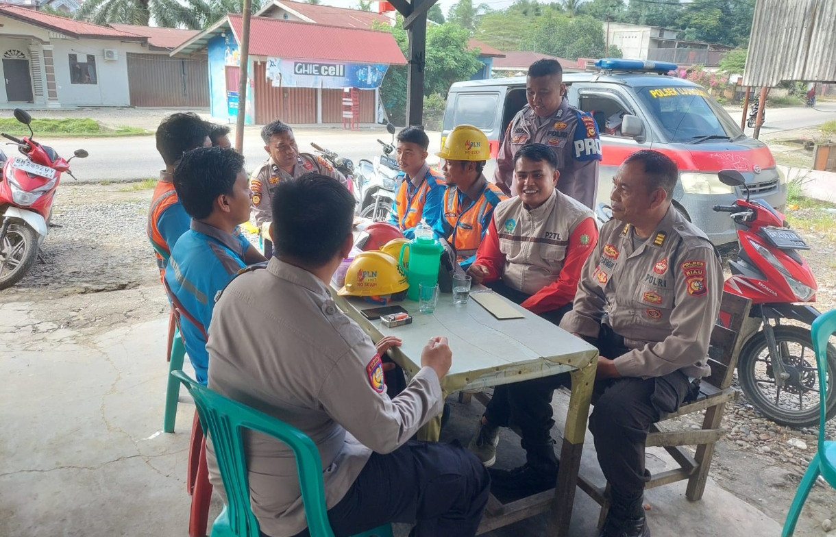 Wujudkan Kamtibmas Kondusif Pilkada 2024, Kapolsek Ujung Batu Bersama Personil Laksanakan Giat Cooling System
