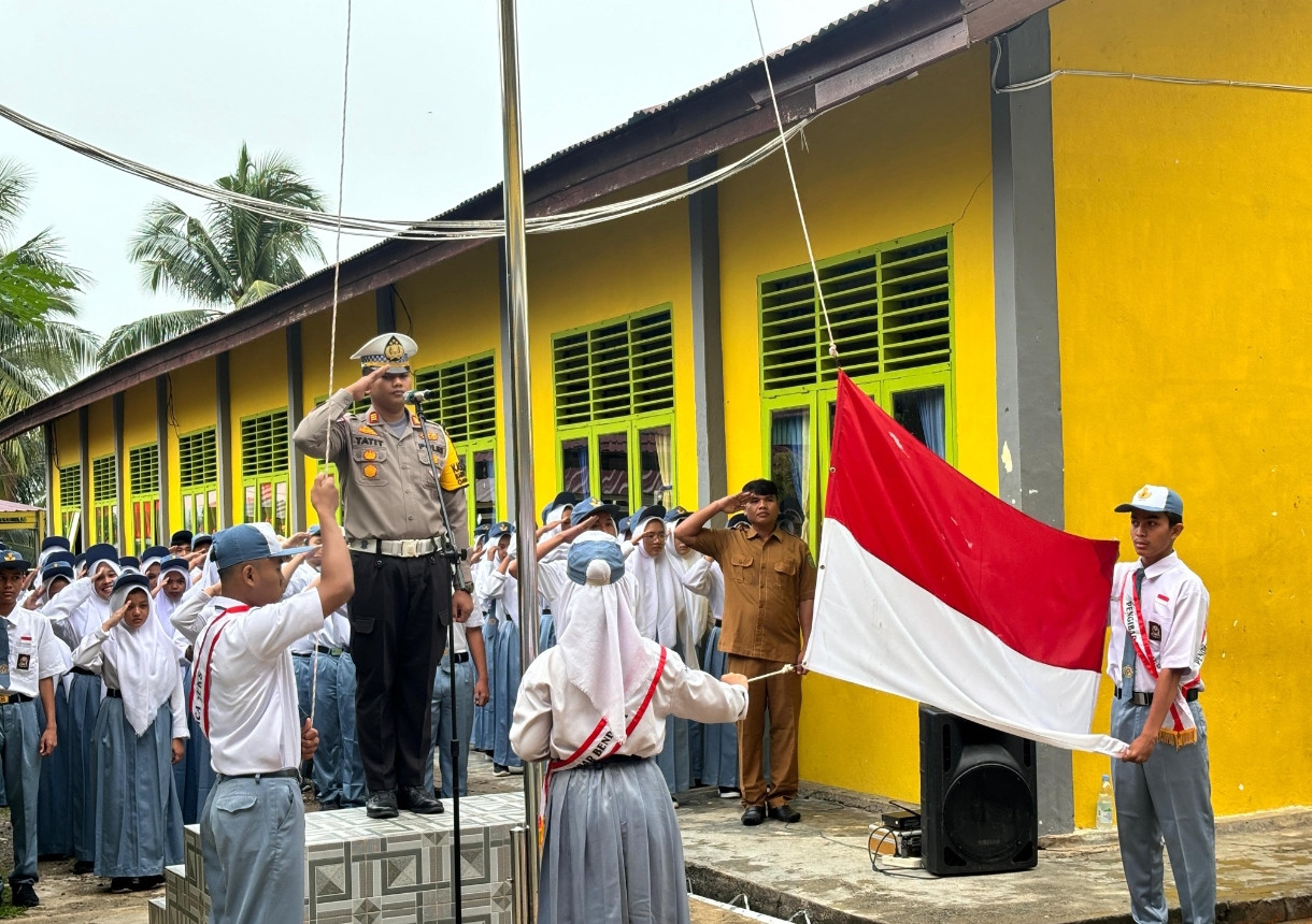 Satlantas Polres Rohul Gelar Police Go to School dan Sampaikan Pesan Pilkada Damai