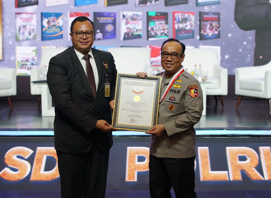 bedah_buku1.PNG