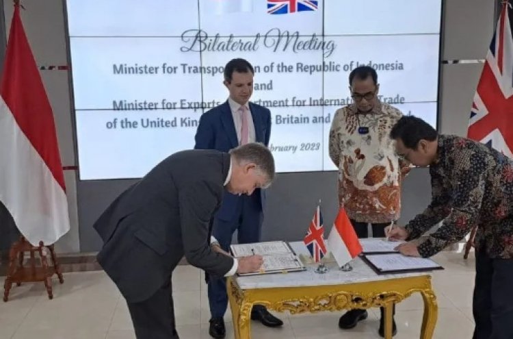 Menteri Ekspor Inggris Andrew Bowie menegaskan dukungan Inggris terhadap ekspansi transportasi perko