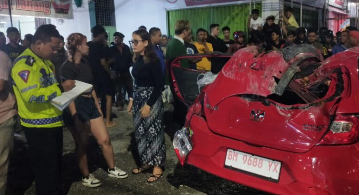 mobil_baru_bonyok.PNG
