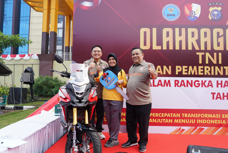Gelar Olahraga Bersama TNI-Polri dan Pemerintah Prov. Riau, Kapolda Bagikan Ratusan Doorprize
