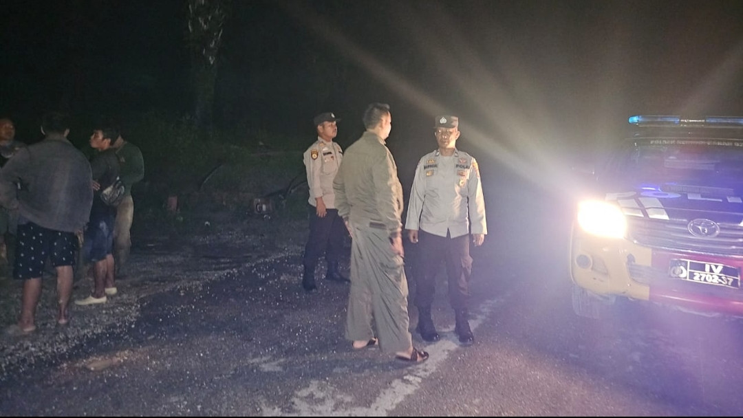 Polsek Kerinci Kanan Gelar Patroli Blue Light Antisipasi C3 dan Gangguan Kamtibmas