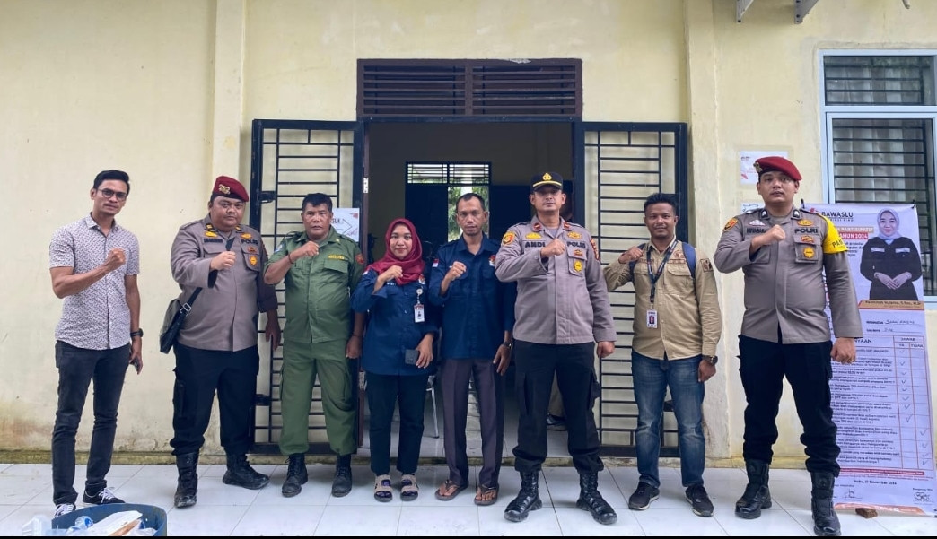 Kapolsek Sungai Mandau Monitoring Kegiatan Pemungutan Suara di TPS se-Kecamatan Sei Mandau