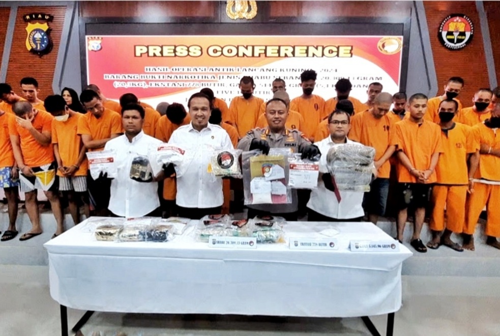 Operasi Antik 2024, Polda Riau ungkap 342 Kasus dan Ringkus 485 Tersangka  - (Ada 0 foto)
