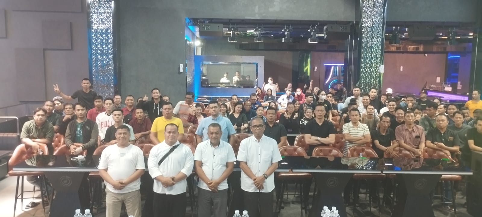 Ditresnarkoba Polda Riau Ajak Pengunjung Grand Dragon Dukung Pilkada Damai