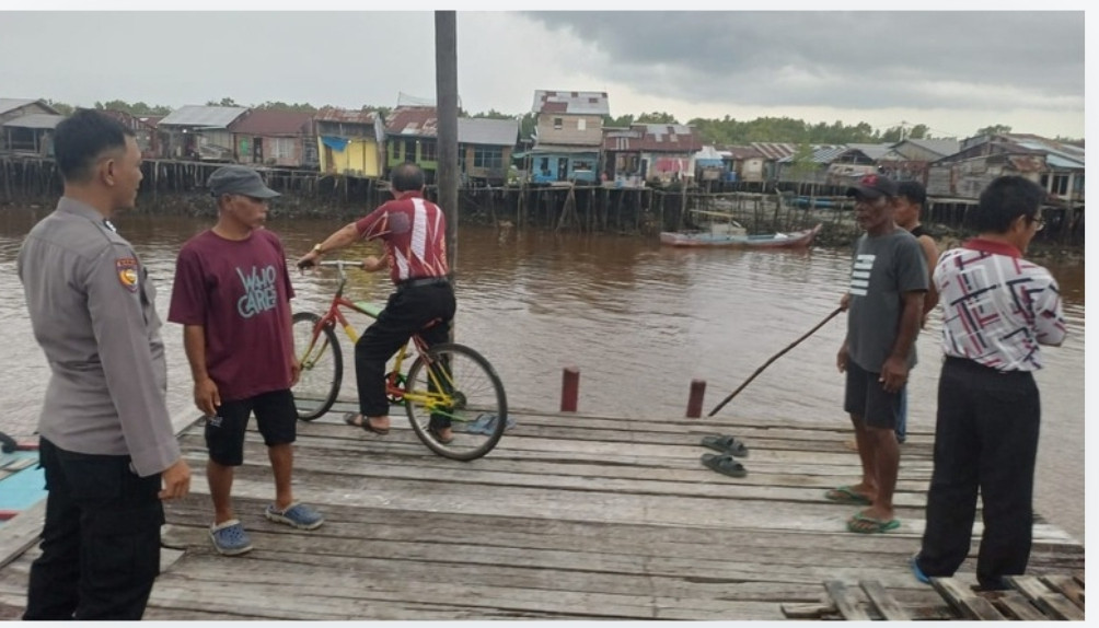 Sosialisasi Pemilu Damai di Desa Panglima Raja, Kapolsek Concong Sampaikan Pesan Kamtibmas