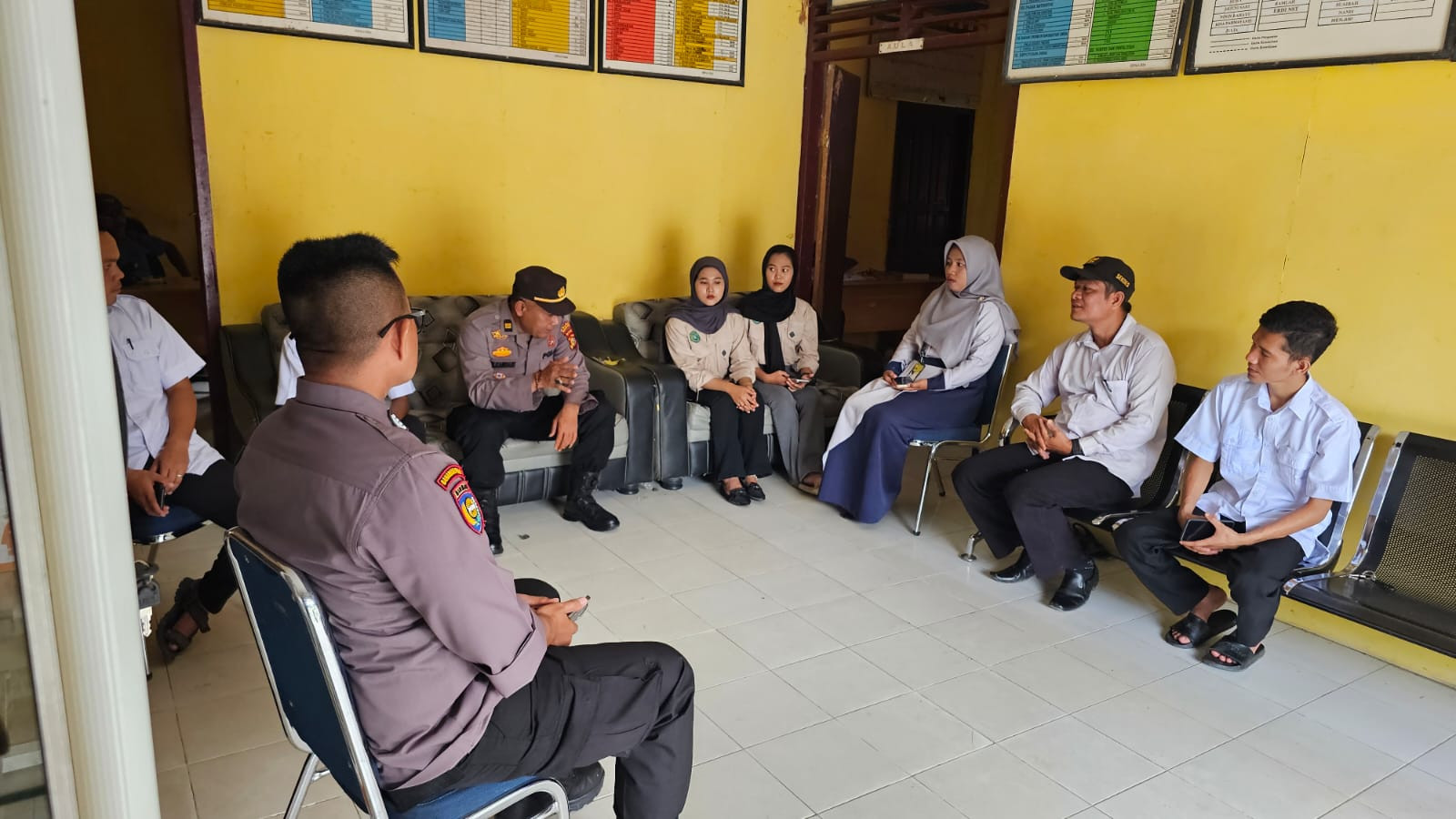 Polres Rohul Gandeng Perangkat Desa Wujudkan Pilkada Damai dan Kondusif