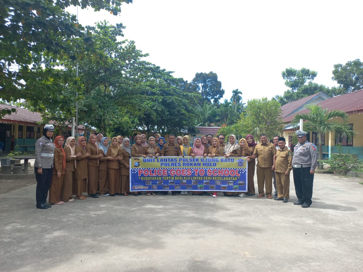 Satlantas Polres Rokan Hulu Goes To School, Berikan Imbauan Tertib  Lalu Lintas dan Seruan Pilkada Damai