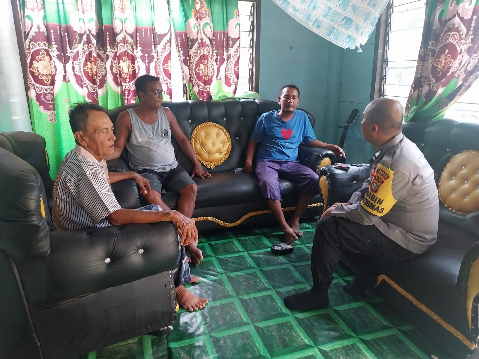 Polsek Pujud Gelar Cooling System Sambangi Warga Door to Door