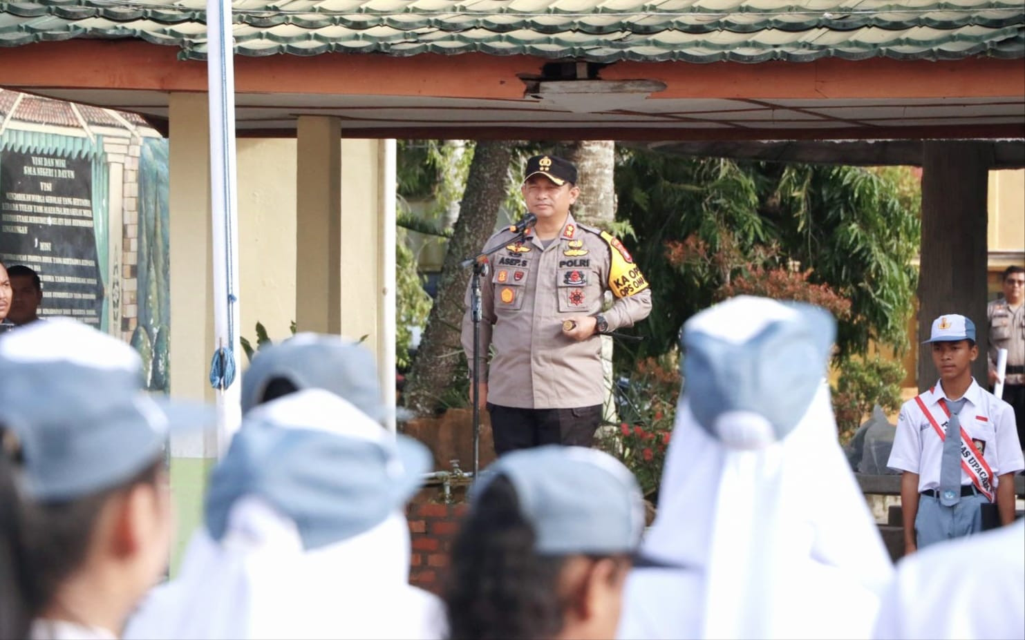 Kapolres Siak AKBP Asep Pimpin Program Police Goes to School di SMA N 1 Dayun