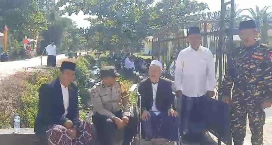 Bhabinkantibmas Polsek Kepenuhan Gelar Coolling System Pilkada 2024 ke Pondok Pesantren
