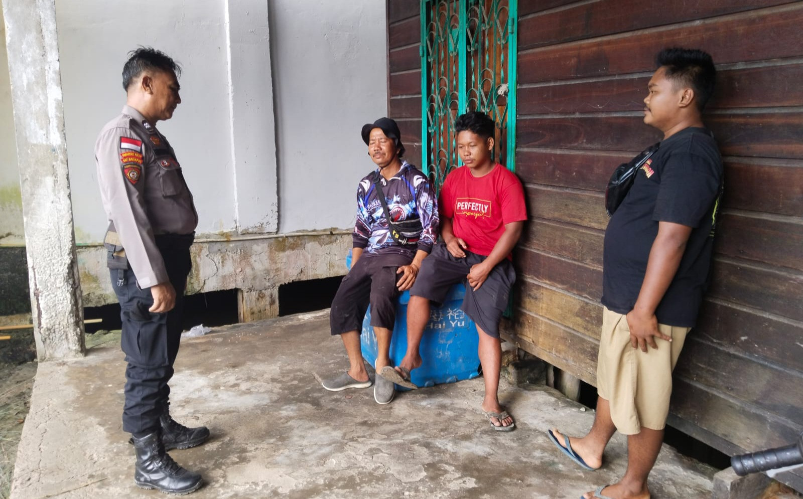 Polsek Rupat Utara Sambangi Warga Desa Tanjung Medang Wujudkan Situasi Damai, Sejuk dan kondusif 