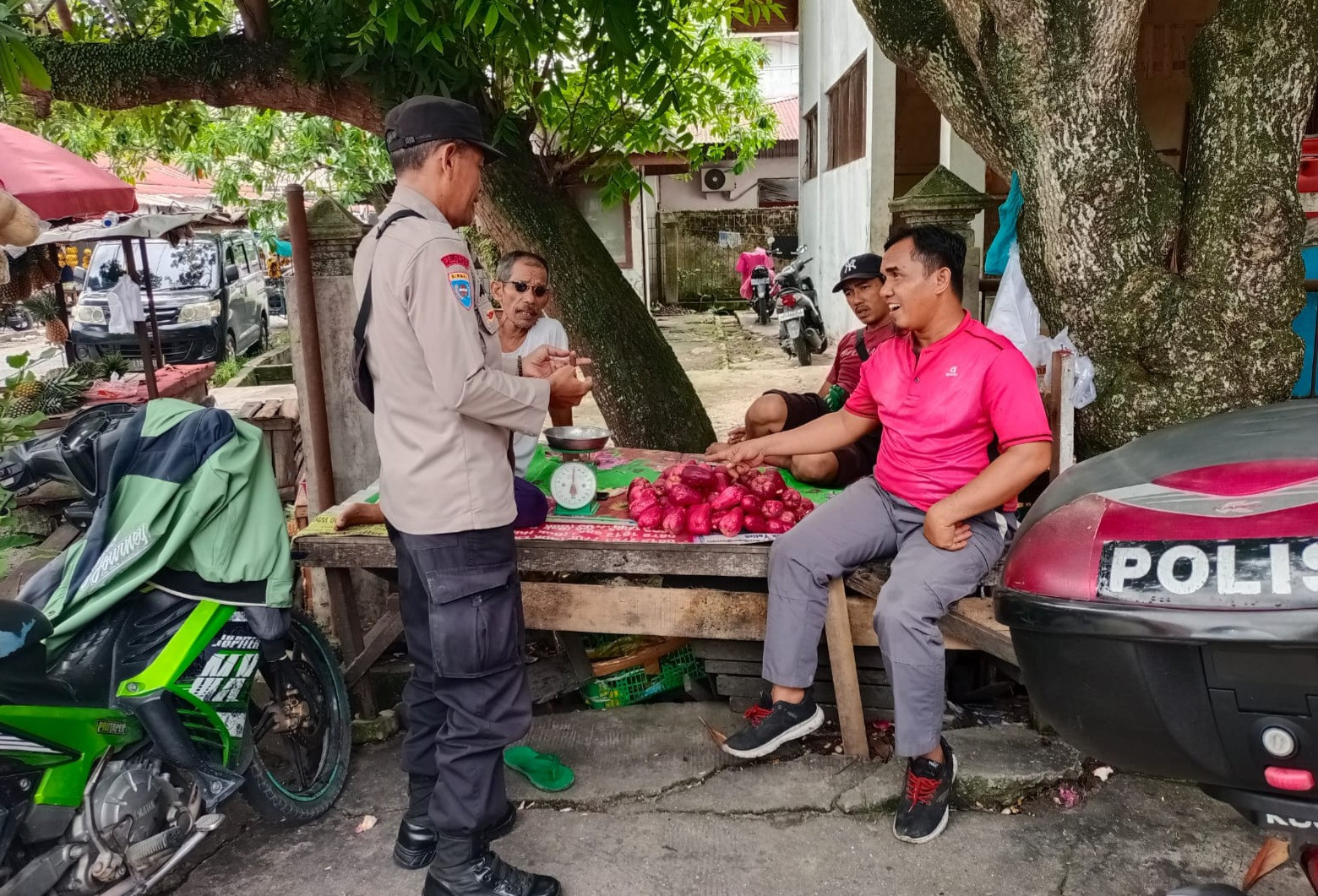 Bhabin Labuhbaru Timur Tingkatkan Cooling System Pemilu Damai dan Imbau Cegah Karhutla