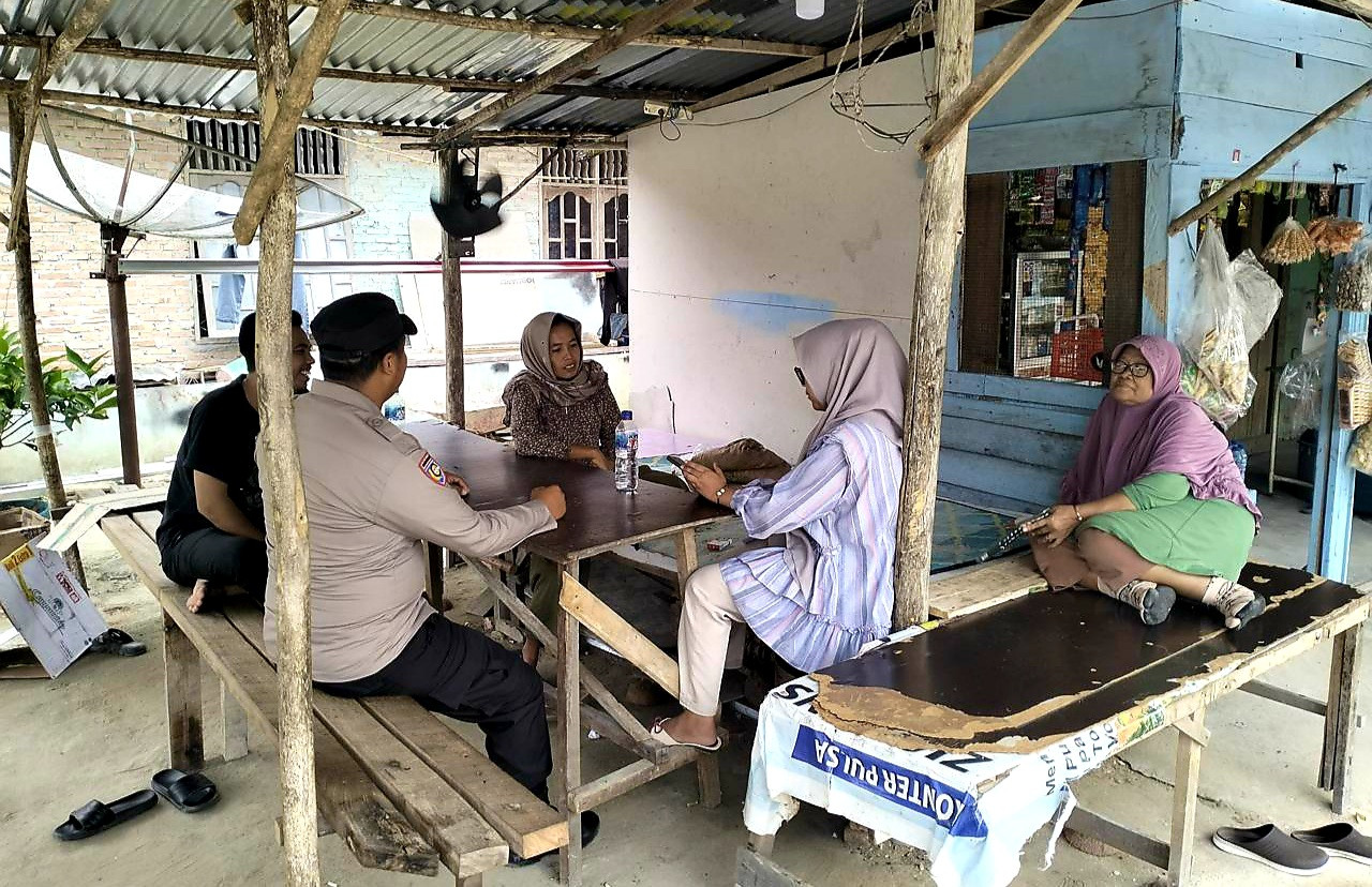 Polsek Mandau Ajak Masyarakat Desa Sebangar Wujudkan Pilkada Damai 2024