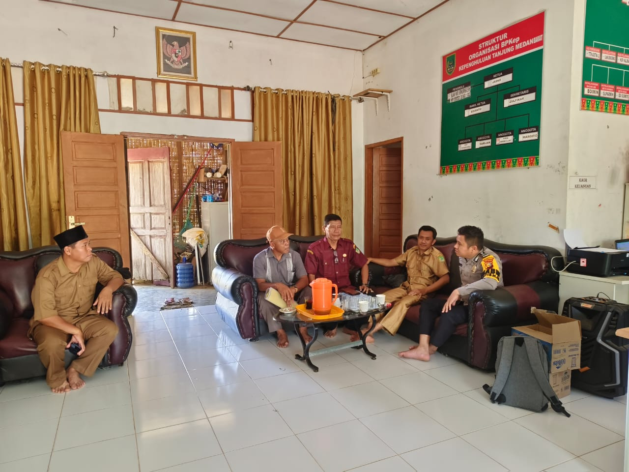 Gandeng Kepenghuluan dan Tokoh Masyarakat, Polsek Pujud Sikaturahmi bersama Warga