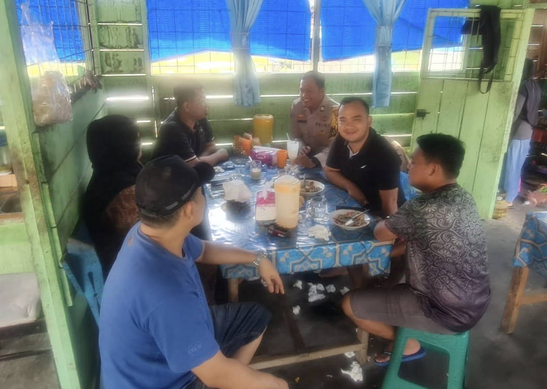 Wujudkan Pilkada Damai, Personil Polsek Tambusai Utara  Coolling System Bersama Warga Mekar Jaya